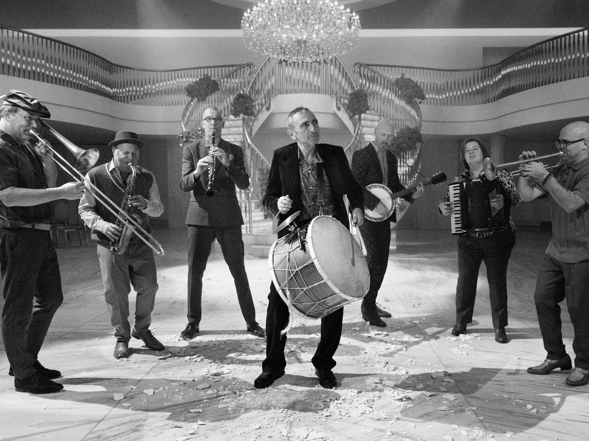 Amsterdam Klezmer Band